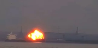 Έκρηξη σε ελληνόκτητο φορτηγό πλοίο στη Βαλτιμόρη – Χωρίς τραυματισμούς το πλήρωμα