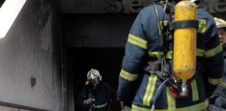 Χανιά: Φωτιά σε αντιπροσωπεία αυτοκινήτων – Πυκνοί καπνοί «σκέπασαν» τον ουρανό