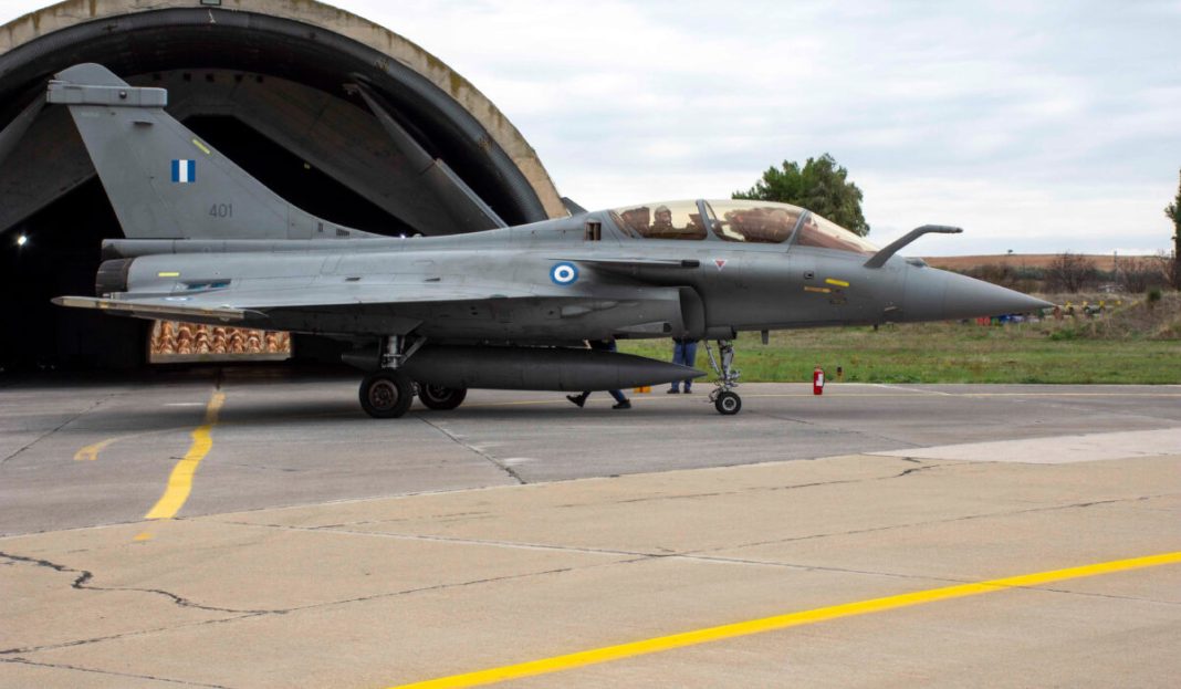 ΠΤΗΣΗ ΑΡΧΗΓΟΥ ΓΕΑ ΣΤΗΝ 114 ΠΜ(ΓΕΝΙΚΟ ΕΠΙΤΕΛΕΙΟ ΑΕΡΟΠΟΡΙΑΣ/EUROKINISSI)