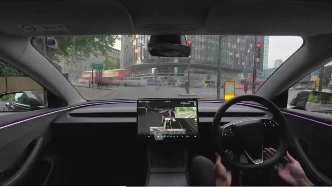 tesla-aytonomi-odigisi-londino