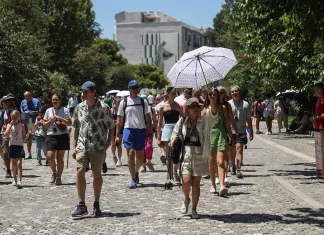 Καιρός: Ανεβαίνει η θερμοκρασία την Πέμπτη – Πότε θα ξεπεράσει τους 40 βαθμούς ο υδράργυρος