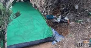 Εντοπίστηκε μεγάλη χασισοφυτεία σε φαράγγι στα Χανιά – Είχαν στήσει σκηνή και «έκλεβαν» νερό για να ποτίζουν οι δύο συλληφθέντες