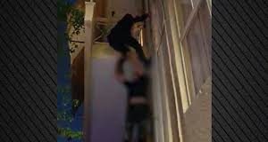 Καμίνια: Συνελήφθη η 19χρονη αδελφή του 5χρονου που τον άφησε μόνο του