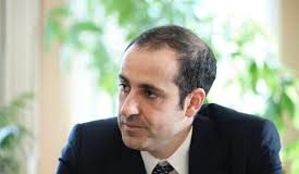 Γρηγόρης Δημητριάδης: Αυτό είναι το πρώτο πολιτικό project που θα αναλάβει ο ισχυρός άνδρας της κυβέρνησης