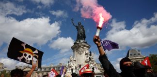 «Μπλοκάρουμε τα πάντα»: Οι απεργίες έχουν μακρά ιστορία στα πολιτικά κινήματα της Γαλλίας