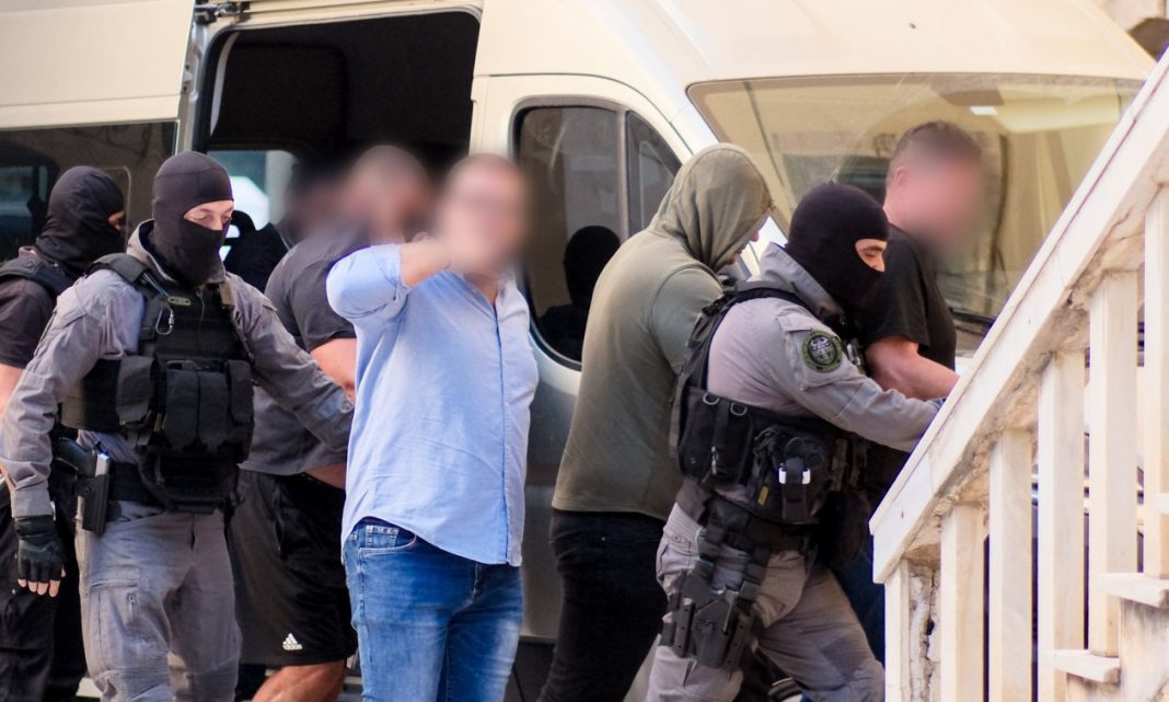 238f9335-mafia-kriti