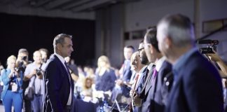 Το κατά «Μητσοτάκη πολιτικό ευαγγέλιο»: Ζήτω το 13ωρο, η αντιμετώπιση της ακρίβειας ας περιμένει