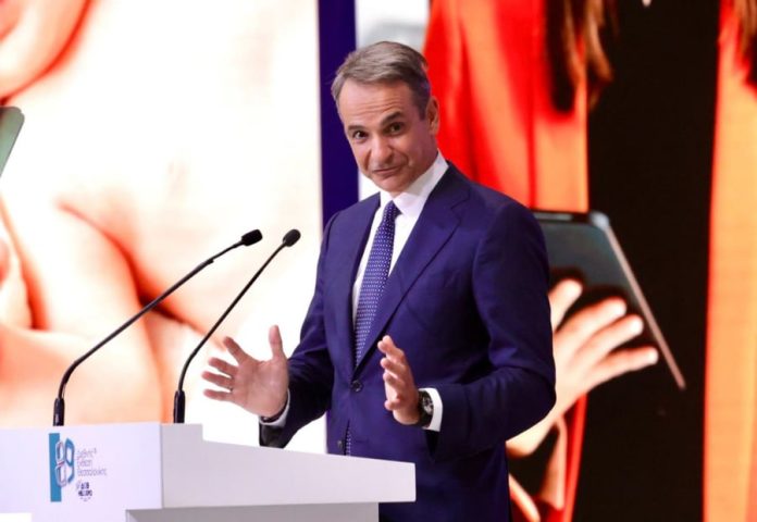 Δημοσκοπήσεις για τη δημιουργία εντυπώσεων και την… ενίσχυση της κυβέρνησης