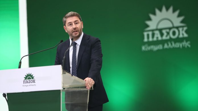 ΠΑΣΟΚ: Ρέστα στο τραπέζι με πρόγραμμα διακυβέρνησης