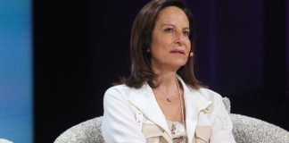 Η Άννα Διαμαντοπούλου έστειλε μηνύματα στο ΠΑΣΟΚ: Να μην γίνουμε ούτε Καρυστιανού, ούτε Κωνσταντοπούλου