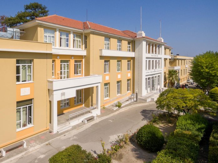 Νοσοκομείο Μυτιλήνης: Η κραυγή αγωνίας του πνευμονολόγου που έσωσε 95χρονη – Εάν δεν προκηρυχθεί θέση το τμήμα θα κλείσει»