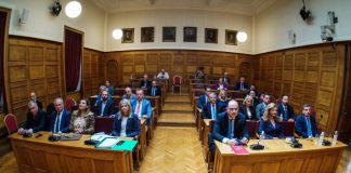 Εξεταστική: Ξεκίνησε τις εργασίες εκλέγοντας μονοκομματικό προεδρείο – Απόπειρα συγκάλυψης καταγγέλλει η αντιπολίτευση