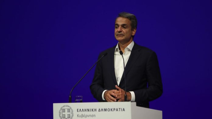 Τα μέτρα στη ΔΕΘ δεν αντιστρέφουν το πολιτικό κλίμα – Τι δείχνουν οι νέες δημοσκοπήσεις