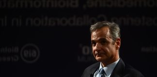 Η μεταγραφή Λοβέρδου δεν «κοιμίζει» τη ΝΔ: Ενεργό το «αντάρτικο» βουλευτών – Βρεττός και Φαήλος Κρανιδώτης οι νέες προσχωρήσεις