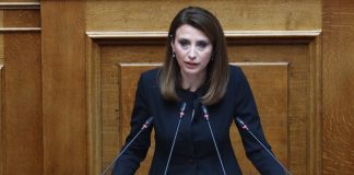 Η Νίνα Κασιμάτη και το μεροκάματο