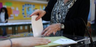 Εκλογικό κλίμα λόγω δημοσκοπήσεων, ενάμιση χρόνο πριν τις κάλπες