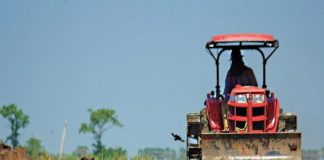 Οργή από τους αγρότες που αποκλείστηκαν από τις εξαγγελίες Μητσοτάκη