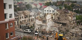 Η Πολωνία έκλεισε τον εναέριο χώρο της και ανέπτυξε μαχητικά μετά τον ρωσικό βομβαρδισμό του Κιέβου