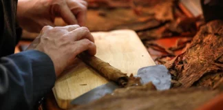 Φυλακισμένοι στην Κούβα φτιάχνουν πούρα με καταναγκαστική εργασία καταγγέλλει ΜΚΟ
