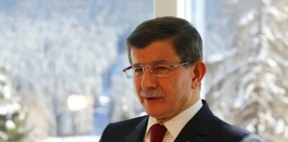 Πρόκληση Νταβούτογλου με αφορμή τον στολίσκο που ταξιδεύει προς Γάζα: «Να τον προστατεύσει ο τουρκικός στόλος, πλέει εντός Γαλάζιας Πατρίδας»