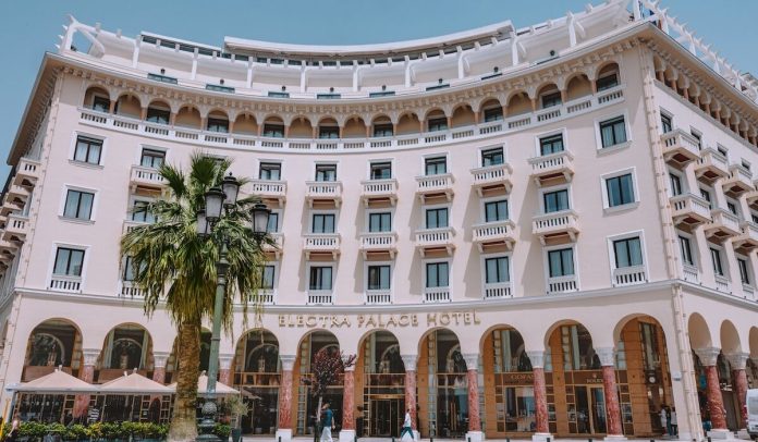 Ο Κυριάκος, ο Μαρινάκης, ο Γρηγόρης και ένα αναπάντεχο ξενοδοχειακό traffic