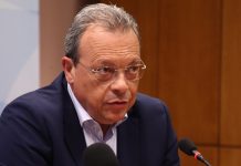 Το «όχι» Φάμελλου στον Ανδρουλάκη – Δεν θα πάει στο τραπέζι συζήτησης για τους Θεσμούς στο Συνέδριο