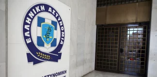 Κρατούμενος βρέθηκε απαγχονισμένος στο Αστυνομικό Μέγαρο Αθηνών – Του έκαναν ΚΑΡΠΑ αλλά ήταν αργά