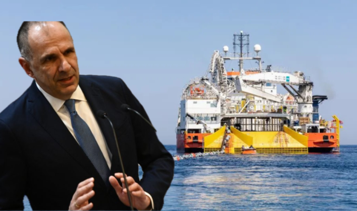 Γεραπετρίτης: Τι απαντά σε κυπριακό δημοσίευμα σχετικά με εμπλοκή μέλους της οικογένειάς του στο καλώδιο Ελλάδας-Κύπρου