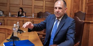 Οι κακές γλώσσες λένε ότι κρύβει τον Γεραπετρίτη