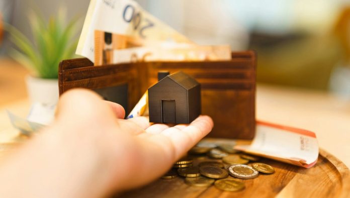 jakub-zerdzicki-unsplash-scaled-e1758203894394-696x394