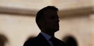 Γαλλία: Το πρόβλημα είναι τελικά ο Μακρόν – Μοιάζει όλο και πιο πολύ στον… Ελ Σιντ, καμία κυβέρνηση δεν έχει τύχη στο Παρίσι