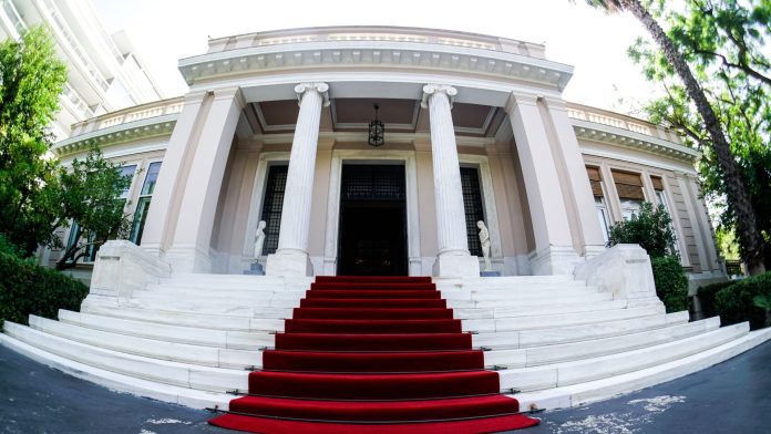 Ταραχή λόγω Σαμαρά στη ΝΔ: Φόβος για τις συνέπειες που θα μπορούσε να έχει η ίδρυση νέου κόμματος