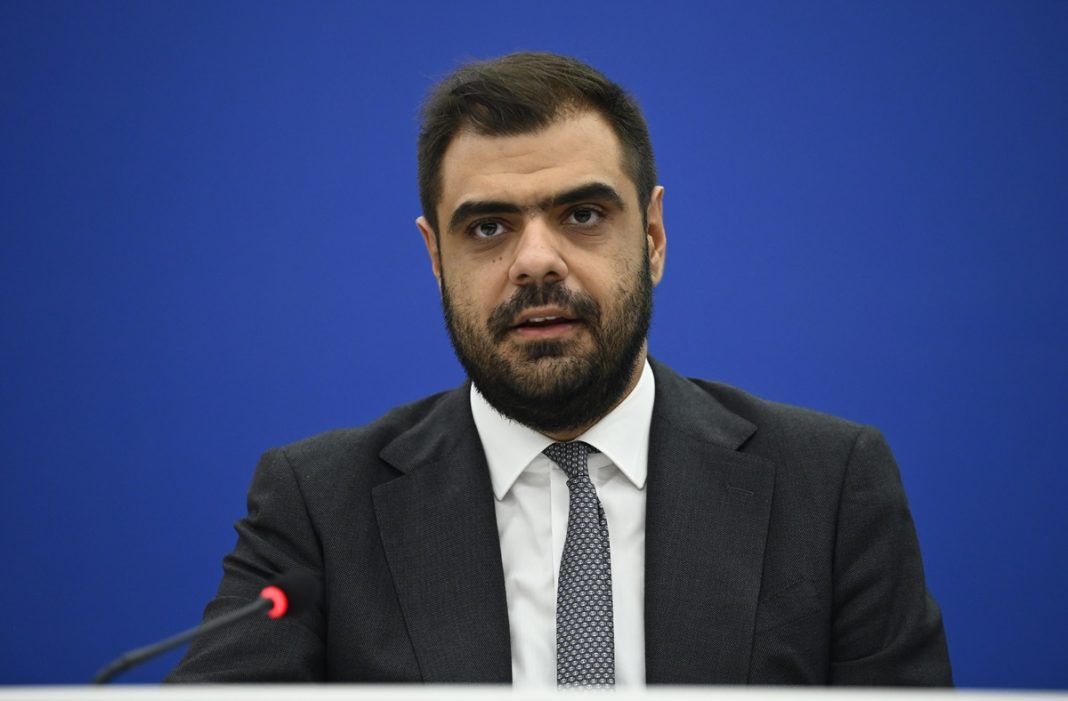 ÓÕÍÅÍÔÕÎÇ ÔÕÐÏÕ ÔÏÕ ÁÍÁÐËÇÑÙÔÇ ÕÐÏÕÑÃÏÕ ÅÈÍÉÊÇÓ ÏÉÊÏÍÏÌÉÁÓ ÊÁÉ ÏÉÊÏÍÏÌÉÊÙÍ ÍÉÊÏÕ ÐÁÐÁÈÁÍÁÓÇ ÊÁÉ ÔÇÓ ÕÐÏÕÑÃÏÕ ÊÏÉÍÙÍÉÊÇÓ ÓÕÍÏ×ÇÓ ÊÁÉ ÏÉÊÏÃÅÍÅÉÁÓ ÓÏÖÉÁÓ ÆÁ×ÁÑÁÊÇ ÌÅ ÈÅÌÁ ÔÇÍ ÅÎÅÉÄÉÊÅÕÓÇ ÔÙÍ ÌÅÔÑÙÍ ÃÉÁ ÔÏ ÓÔÅÃÁÓÔÉÊÏ