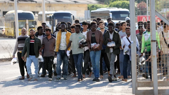 Σύσκεψη στα Χανιά για το Μεταναστευτικό: Τεταμένη η κατάσταση στην Αγυιά – Σε απόγνωση οι φορείς