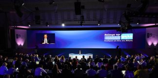 ΔΕΘ: Χαμηλό βαθμό βάζουν οι πολίτες στις εξαγγελίες της κυβέρνησης – Τα εισοδήματα δεν επαρκούν ούτε για τον μήνα