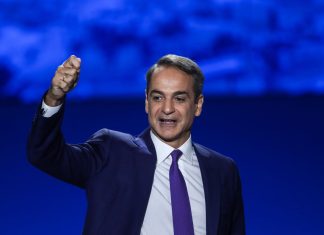 Το καμπανάκι του ΟΟΣΑ πριν από τη ΔΕΘ για τους νέους και τις φοροελαφρύνσεις