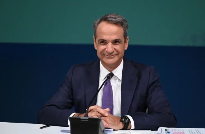 89η ΔΕΘ – Μητσοτάκης: “Δεν μπορείς να έχεις και 13ο μισθό και φοροελαφρύνσεις” – LIVE η συνέντευξη Τύπου