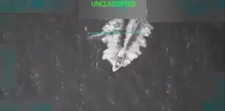 Βίντεο από το αμερικανικό πλήγμα σε ταχύπλοο που μετέφερε ναρκωτικά από τη Βενεζουέλα – Τουλάχιστον 11 νεκροί