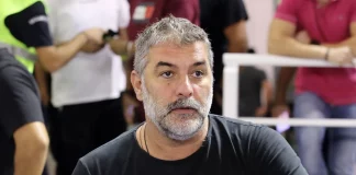 Στην Ευελπίδων οδηγείται σήμερα ο Βασίλης Μπισμπίκης για τα διαλυμένα αυτοκίνητα – Πέρασε τη νύχτα στο Τμήμα