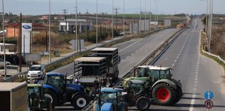 Αγρότες: Νέος συμβολικός αποκλεισμός της ΕΟ Θεσσαλονίκης-Μουδανιών στο Σχολάρι – Γίνεται εκτροπή της κυκλοφορίας