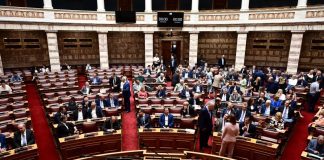 Διαξιφισμοί μεταξύ «γαλάζιων» βουλευτών για τον απεργό πείνας