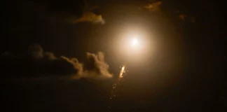 Το Ισραήλ εκτόξευσε πύραυλο που θα θέσει σε τροχιά στρατιωτικό δορυφόρο – Δείτε βίντεο