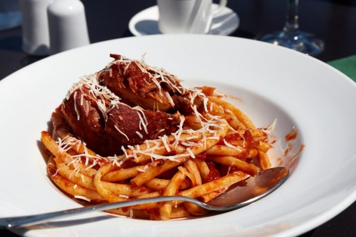 Δύο συνταγές με άρωμα ελληνικών νησιών