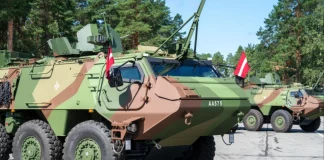 Η Λετονία παραδίδει τεθωρακισμένα οχήματα μεταφοράς προσωπικού στην Ουκρανία