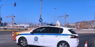 Φθιώτιδα: Την έγδυσε και την έδειρε μέσα στην εθνική οδό!