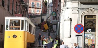 Δίχως τέλος η φρίκη στην Πορτογαλία: Στους 17 οι νεκροί – 3χρονο αγοράκι ανάμεσα στους τραυματίες