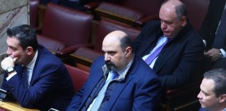 Τέμπη: Νέα στοιχεία για την εμπλοκή Τριαντόπουλου στο «μπάζωμα» κατέθεσαν οι γονείς του Βάιου Βλάχου – Του αποδίδουν ρόλο συντονιστή