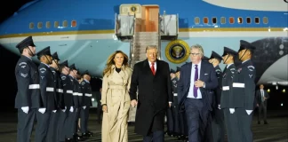 Έφτασε στο Λονδίνο ο Τραμπ μαζί με τη Μελάνια – Το πρόγραμμα του Αμερικανού προέδρου στη Βρετανία