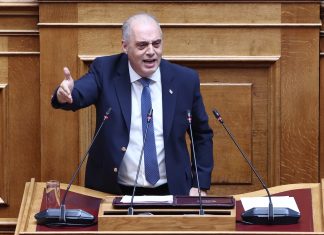 Βελόπουλος για την ομόφωνη απόφαση των αγροτών για τη συνέχιση του αγώνα