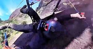 Βραζιλία: 40χρονος τραυματίστηκε βαριά όταν μπλέχτηκε το αλεξίπτωτό του κάνοντας base jump